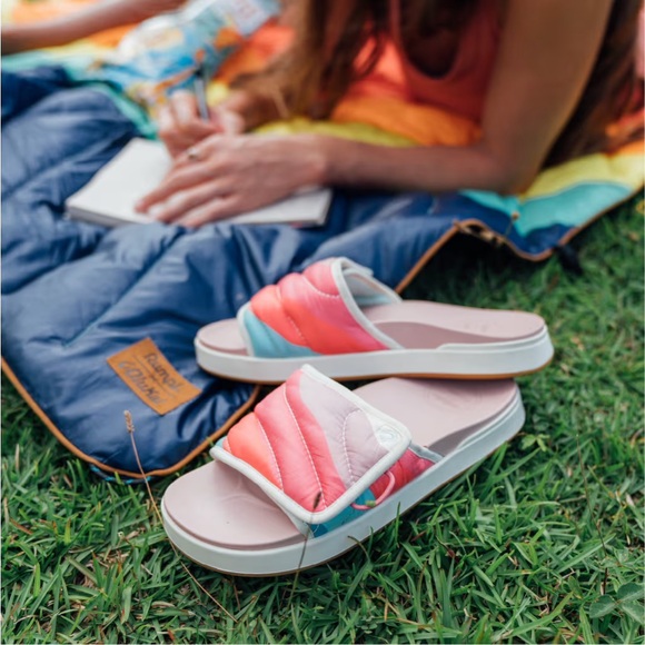 OluKai x Rumpl Nu’a Mino Slide Sandal Quilted Pink Sea Salt 20469 - Women’s 10 - Picture 1 of 11
